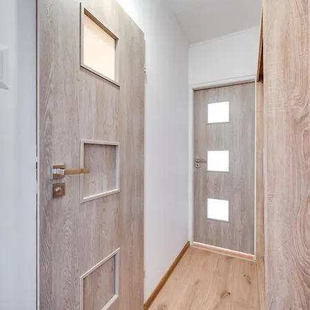 Chylonska 69-85 By Homeprime דירה *