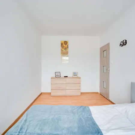 Chylonska 69-85 By Homeprime דירה *